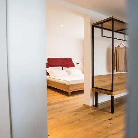 Vault Hotel